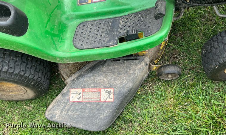 image for item LG9160 John Deere L110  lawn mower
