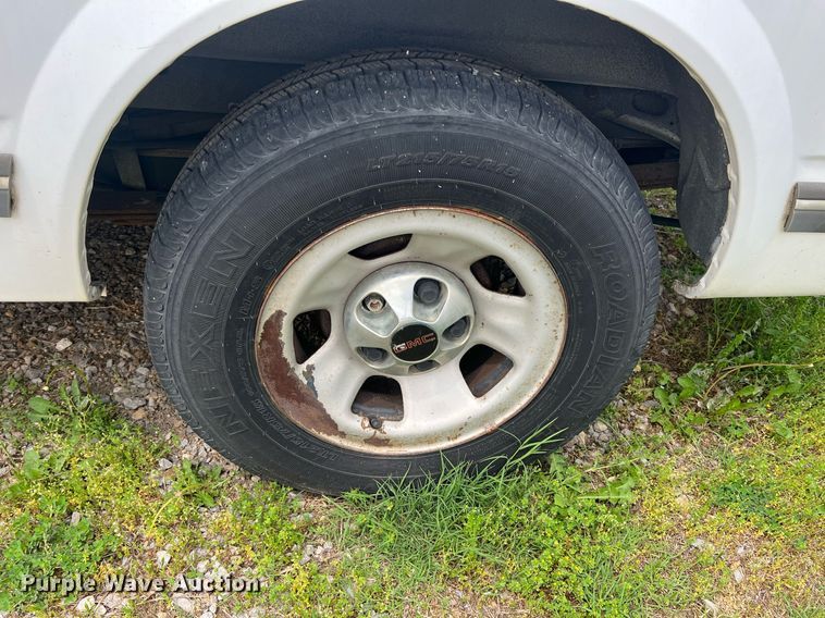 image for item LG9161 1998 GMC Safari  van