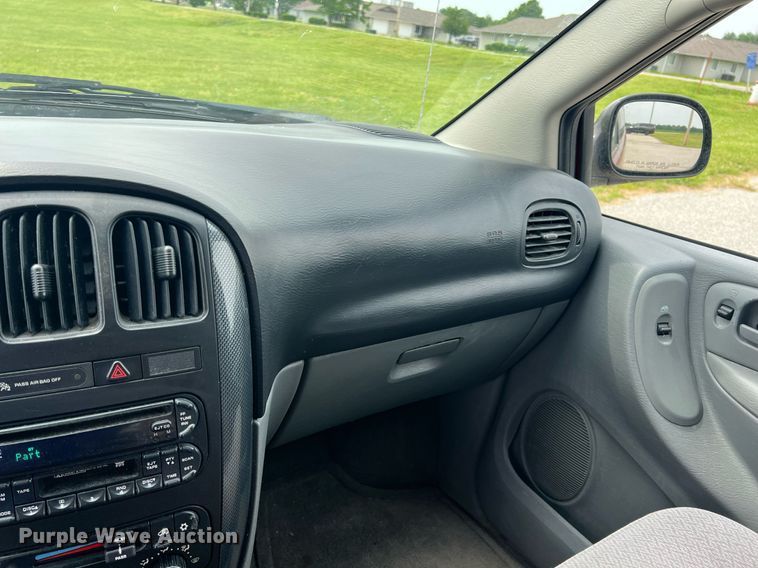 image for item LG9164 2006 Dodge Grand Caravan  van