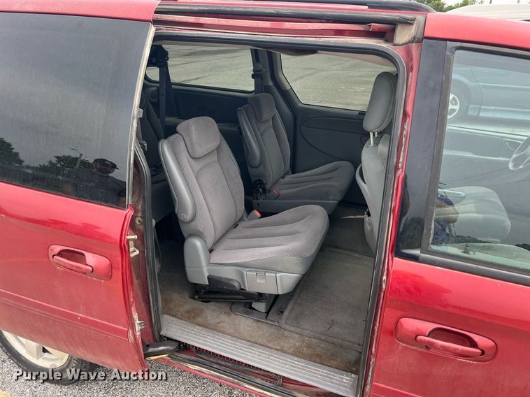 image for item LG9164 2006 Dodge Grand Caravan  van