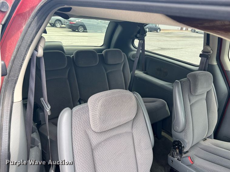 image for item LG9164 2006 Dodge Grand Caravan  van