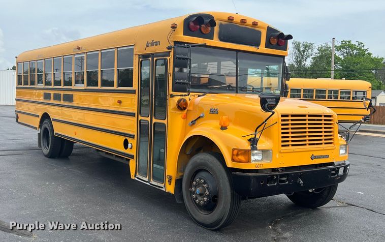 image for item LG9165 1997 International 3800  school bus