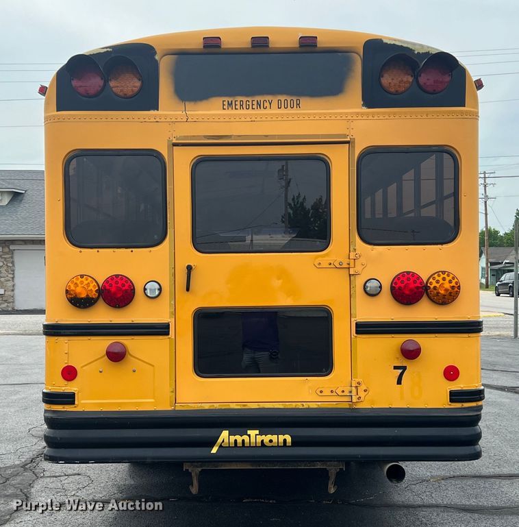 image for item LG9165 1997 International 3800  school bus