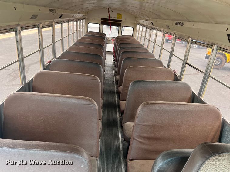 image for item LG9165 1997 International 3800  school bus