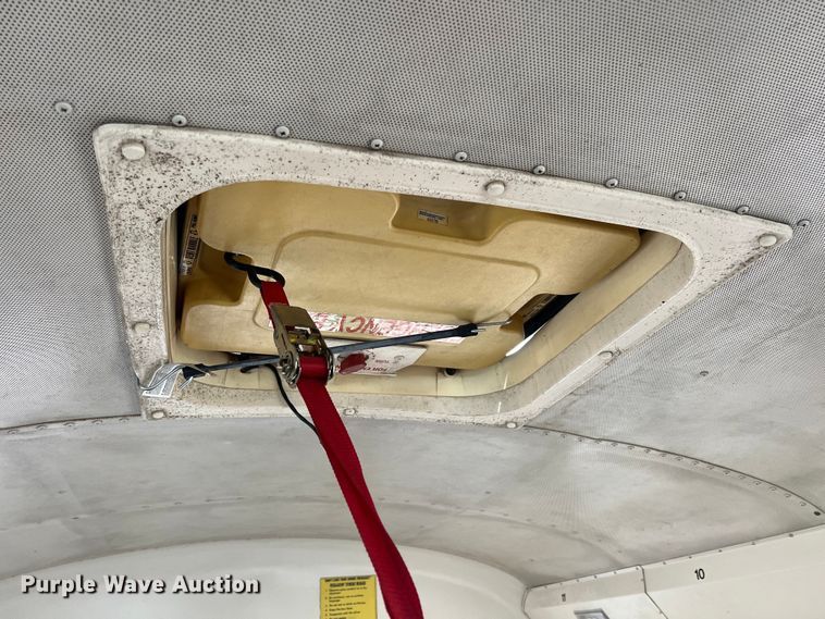 image for item LG9165 1997 International 3800  school bus