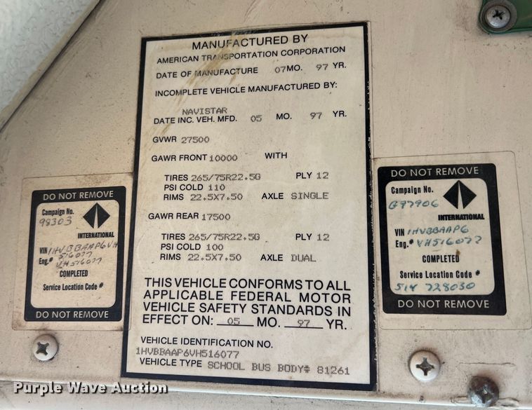 image for item LG9165 1997 International 3800  school bus