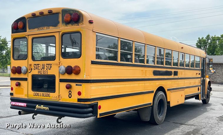 image for item LG9166 1997 International 3800  school bus