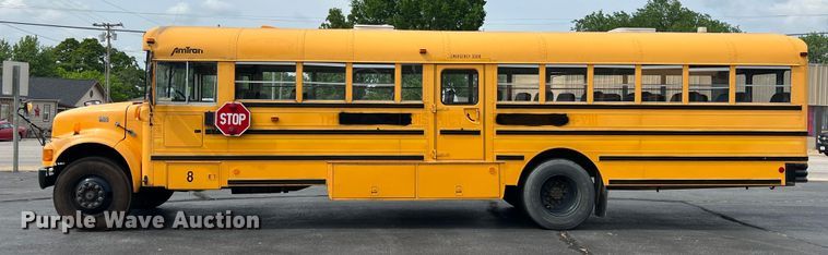 image for item LG9166 1997 International 3800  school bus
