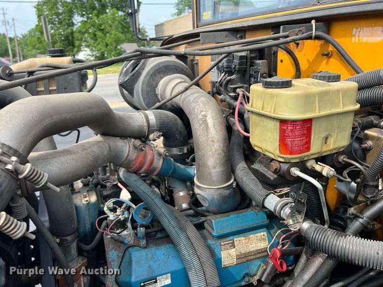 image for item LG9166 1997 International 3800  school bus