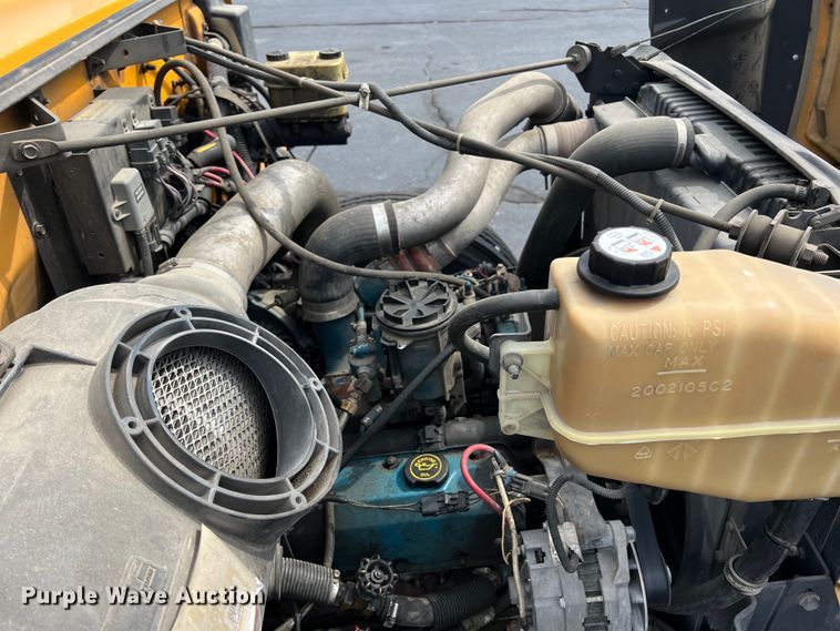 image for item LG9166 1997 International 3800  school bus