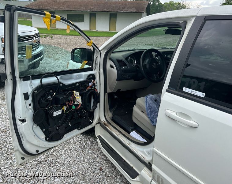 image for item LG9177 2012 Dodge Grand Caravan  van