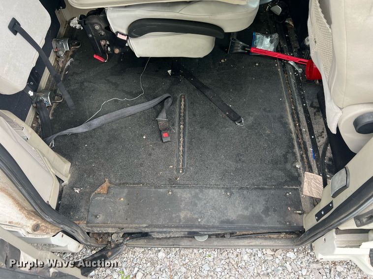 image for item LG9177 2012 Dodge Grand Caravan  van