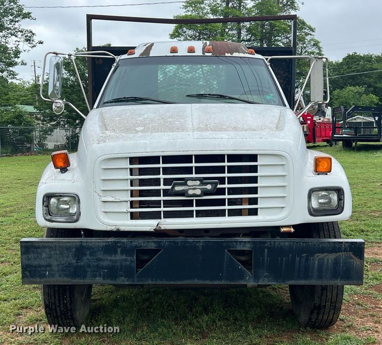 image for item LG9183 2000 Chevrolet C7  dump flatbed truck