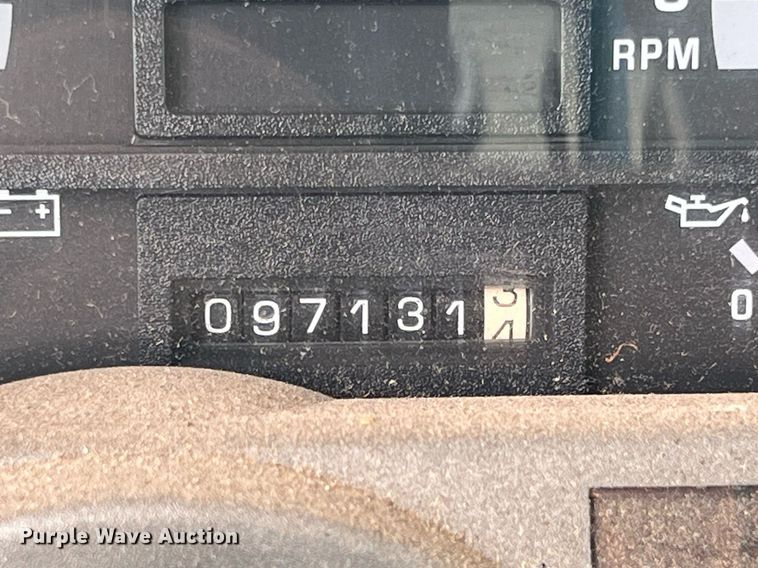 image for item LG9183 2000 Chevrolet C7  dump flatbed truck