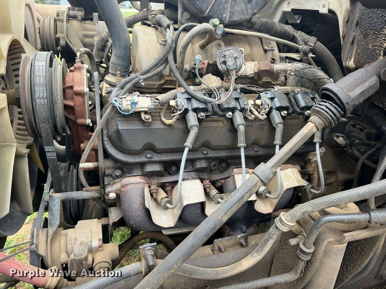 image for item LG9183 2000 Chevrolet C7  dump flatbed truck