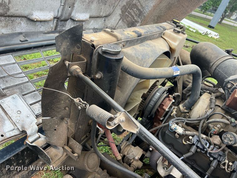 image for item LG9183 2000 Chevrolet C7  dump flatbed truck