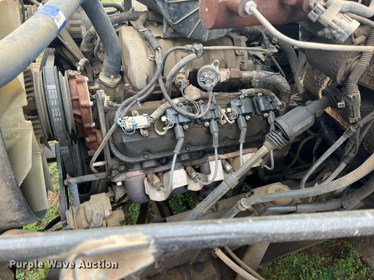 image for item LG9183 2000 Chevrolet C7  dump flatbed truck