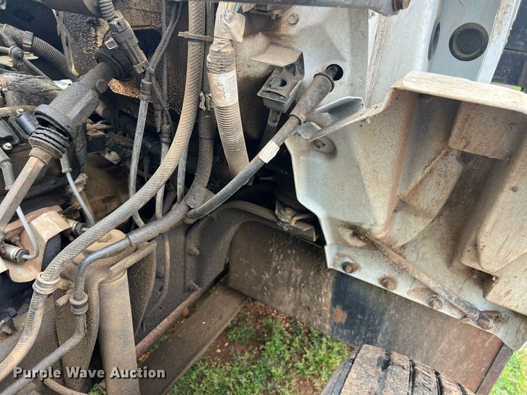 image for item LG9183 2000 Chevrolet C7  dump flatbed truck