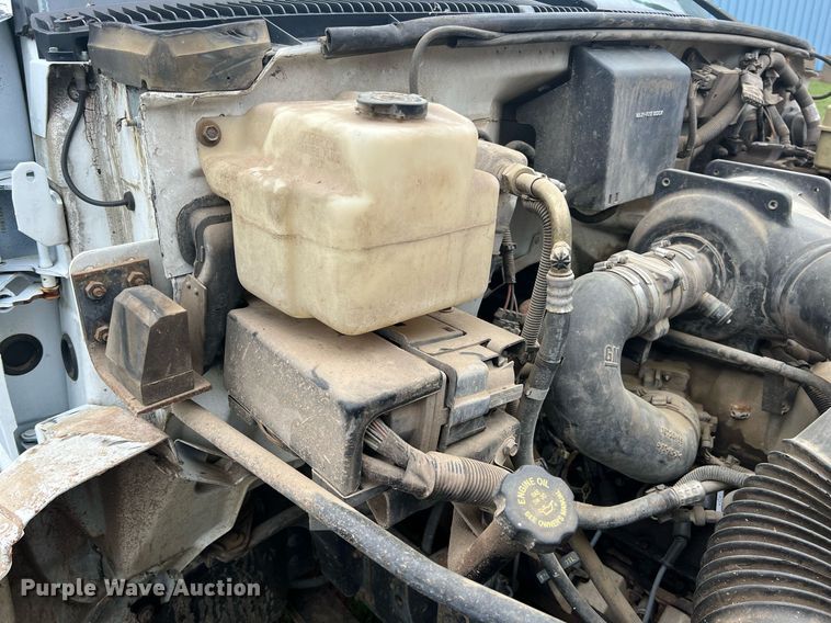 image for item LG9183 2000 Chevrolet C7  dump flatbed truck