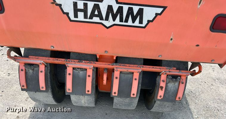 image for item LG9204 Hamm GRW6  pneumatic roller
