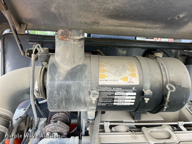 image for item LG9204 Hamm GRW6  pneumatic roller