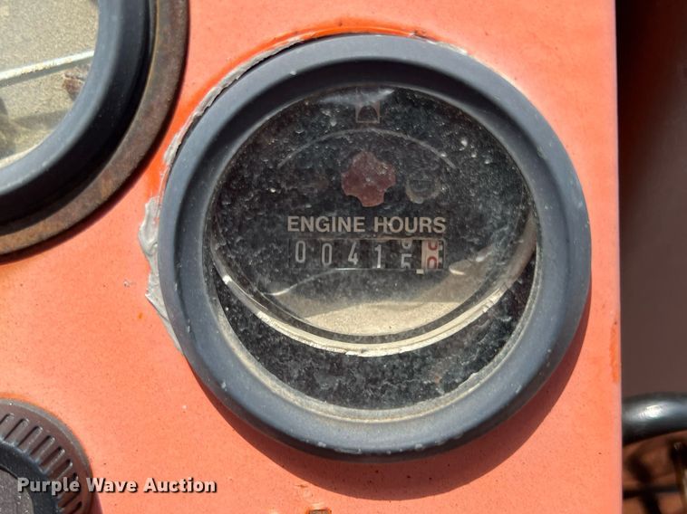 image for item LG9204 Hamm GRW6  pneumatic roller