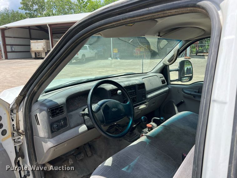 image for item LG9205 1999 Ford F350 Super Duty  dump flatbed pickup truck