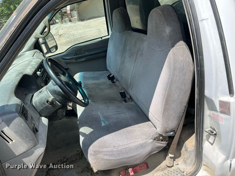 image for item LG9205 1999 Ford F350 Super Duty  dump flatbed pickup truck