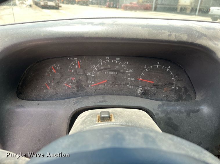 image for item LG9205 1999 Ford F350 Super Duty  dump flatbed pickup truck