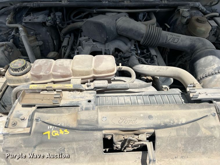 image for item LG9205 1999 Ford F350 Super Duty  dump flatbed pickup truck