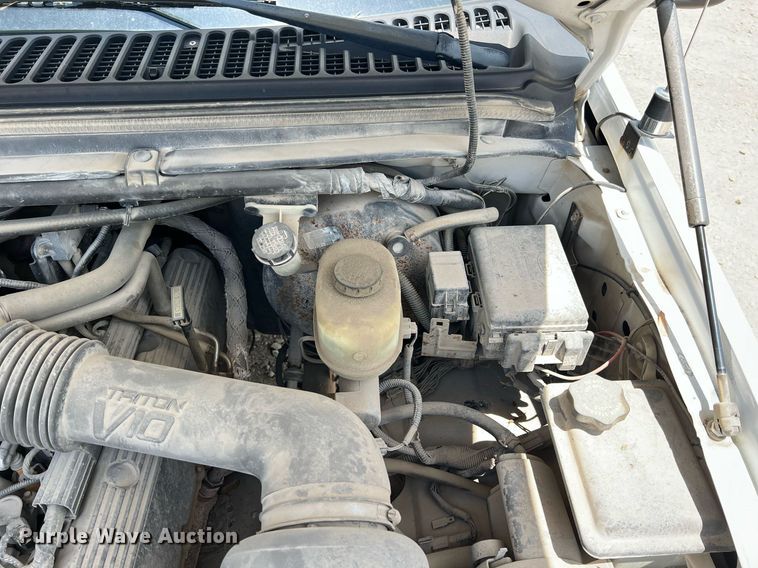 image for item LG9205 1999 Ford F350 Super Duty  dump flatbed pickup truck