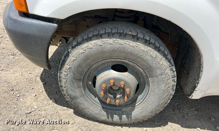 image for item LG9205 1999 Ford F350 Super Duty  dump flatbed pickup truck