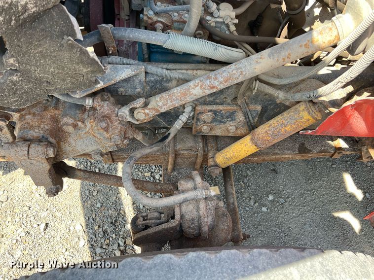 image for item LG9206 1997 International 4900  dump truck