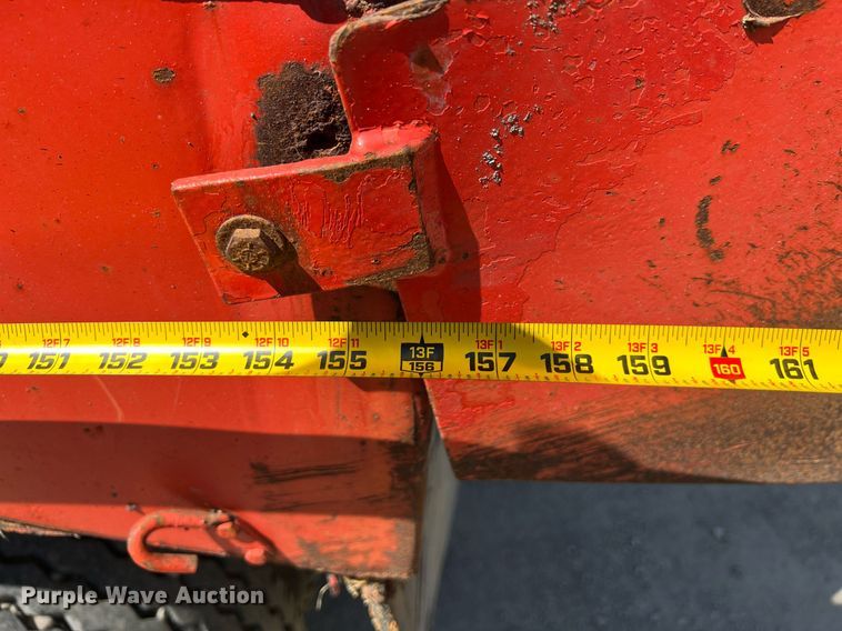 image for item LG9207 1997 International 4900  dump truck