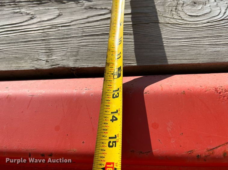 image for item LG9207 1997 International 4900  dump truck