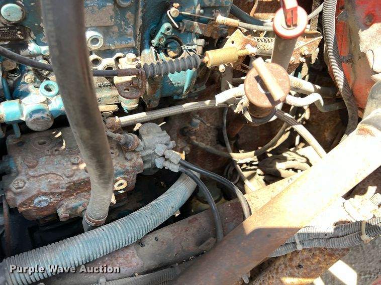 image for item LG9207 1997 International 4900  dump truck