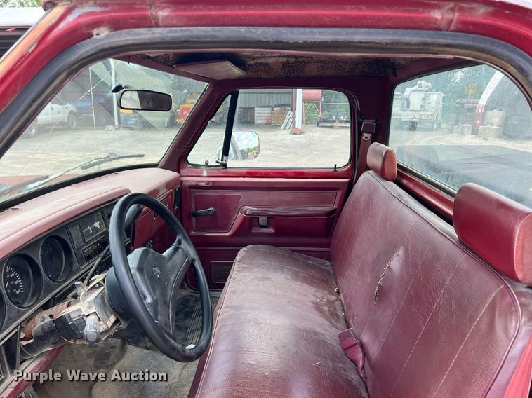 image for item LG9208 1992 Dodge D150  pickup truck