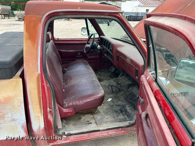 image for item LG9208 1992 Dodge D150  pickup truck