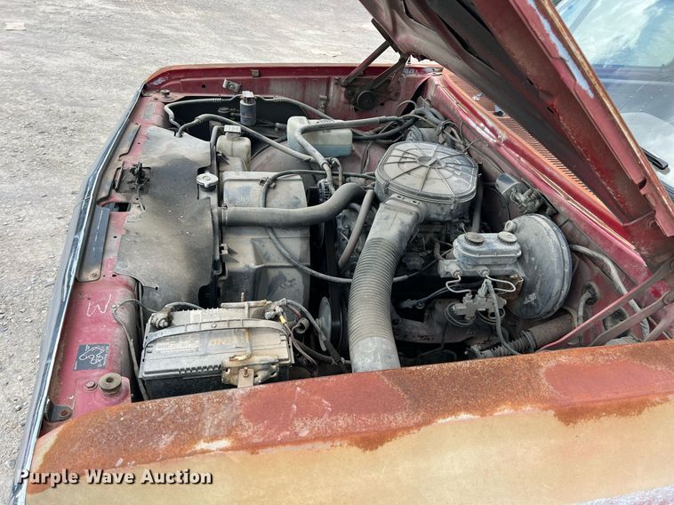 image for item LG9208 1992 Dodge D150  pickup truck