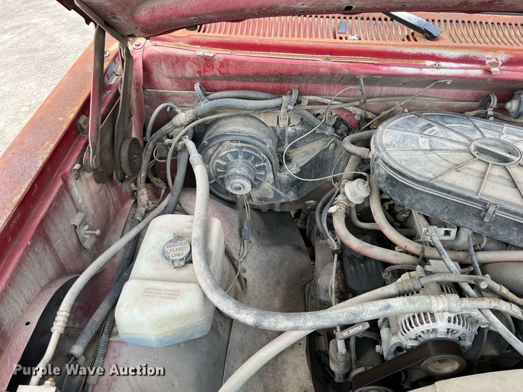 image for item LG9208 1992 Dodge D150  pickup truck