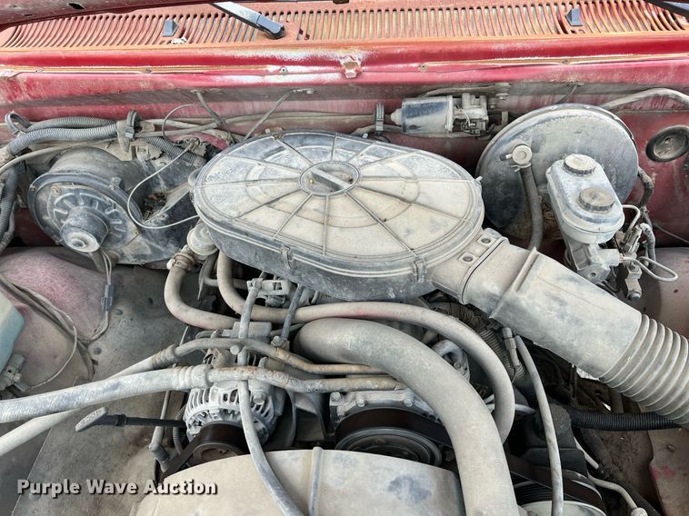 image for item LG9208 1992 Dodge D150  pickup truck