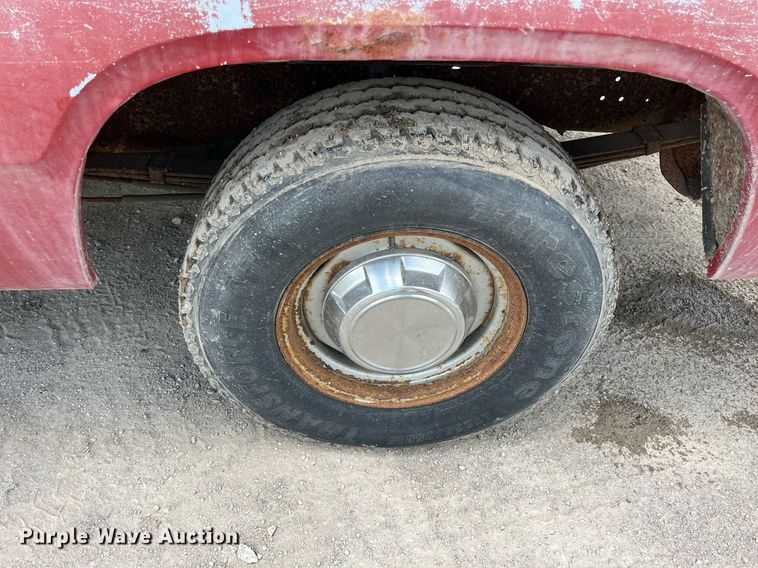 image for item LG9208 1992 Dodge D150  pickup truck