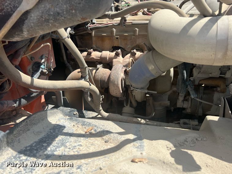 image for item LG9209 2003 Freightliner Business Class M2  dump truck