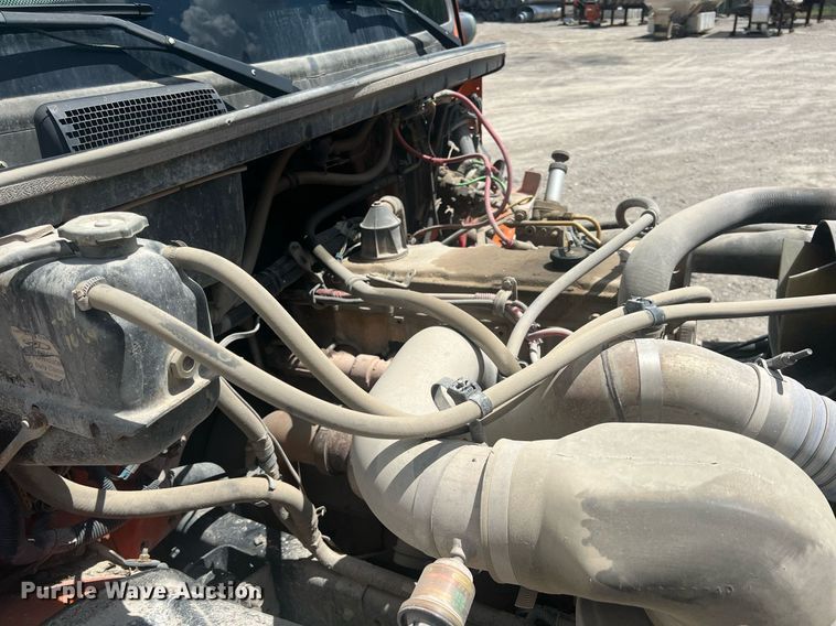 image for item LG9209 2003 Freightliner Business Class M2  dump truck