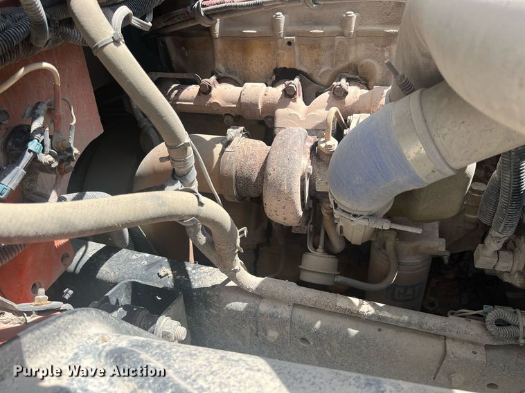 image for item LG9209 2003 Freightliner Business Class M2  dump truck