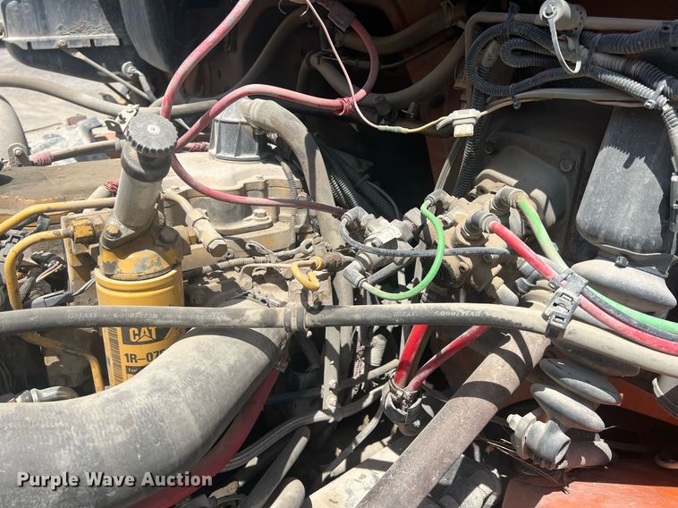 image for item LG9209 2003 Freightliner Business Class M2  dump truck