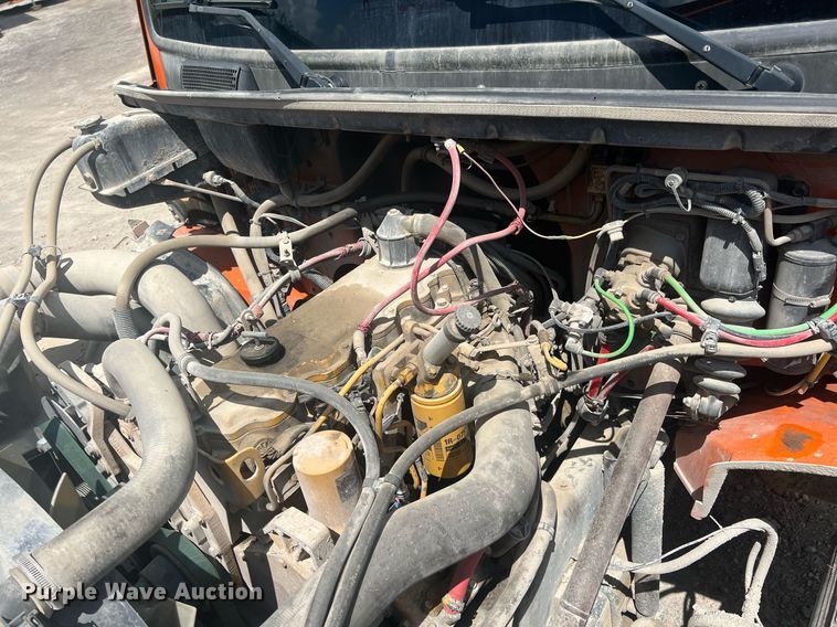 image for item LG9209 2003 Freightliner Business Class M2  dump truck