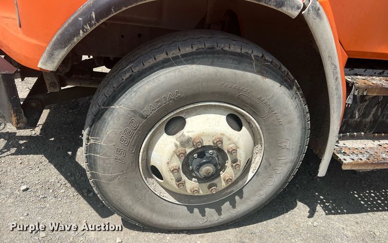 image for item LG9209 2003 Freightliner Business Class M2  dump truck