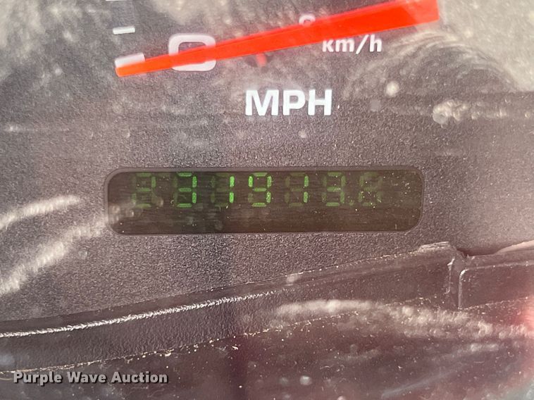 image for item LG9211 2004 Ford F250 Super Duty  pickup truck