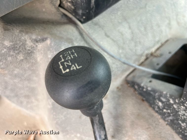 image for item LG9211 2004 Ford F250 Super Duty  pickup truck